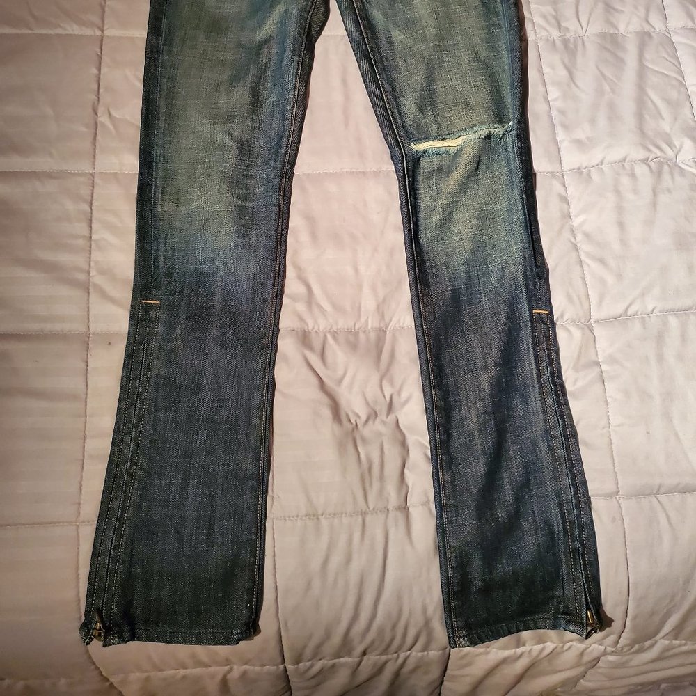 7 For All Mankind - Picture 2 of 8